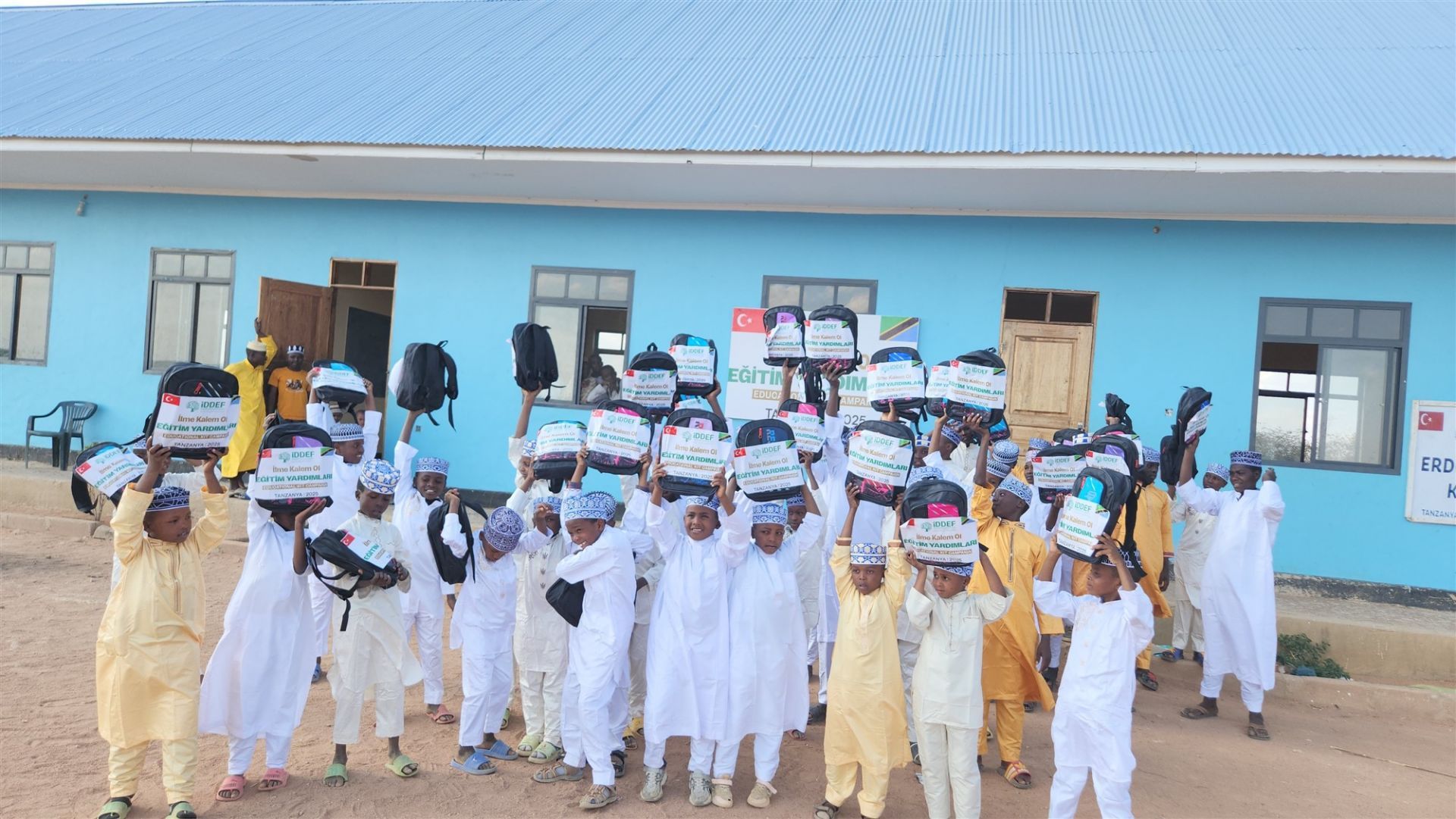 "Education Set Gift from IDDEF to Needy Students"
