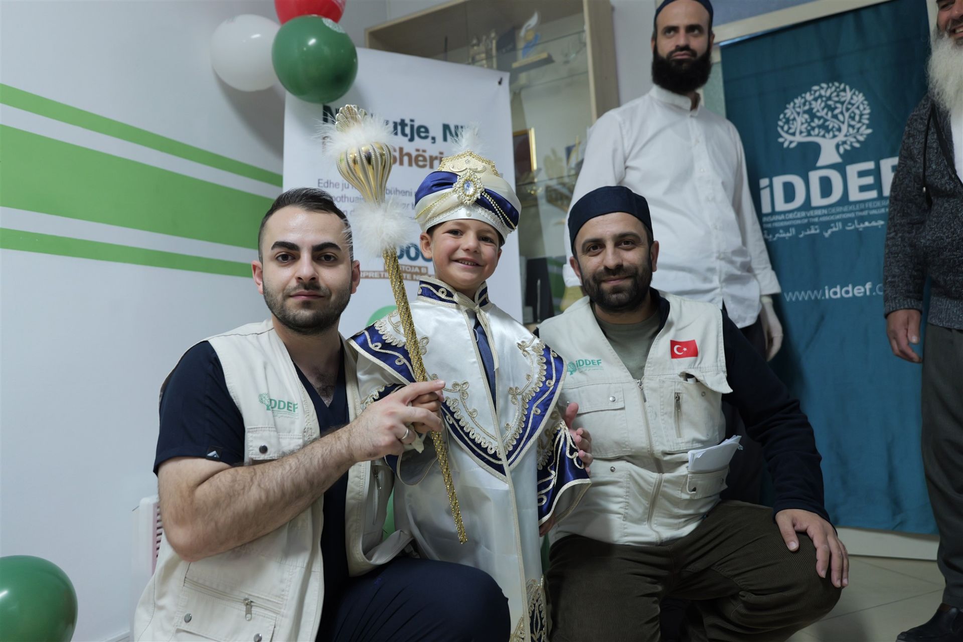 İDDEF'ten Arnavutluk'ta 140 Çocuğa Sünnet Merasimi