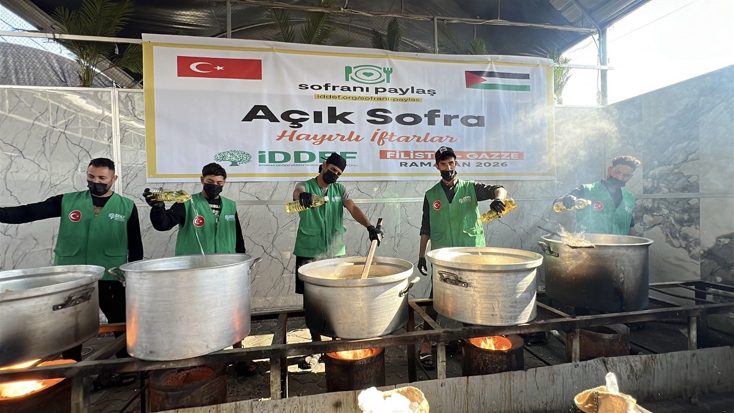 İDDEF, Ramazan Boyunca Gazze'de Her Gün İftar Veriyor