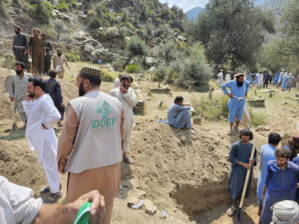 İDDEF, Afganistan’daki Depremin Yaralarını Sarıyor (4)