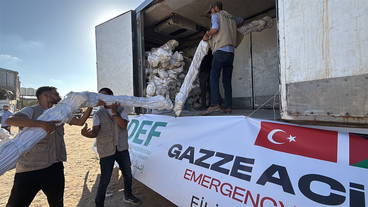İDDEF, Ateşkes Sonrası Gazze’ye Çadır Ulaştırdı (2)
