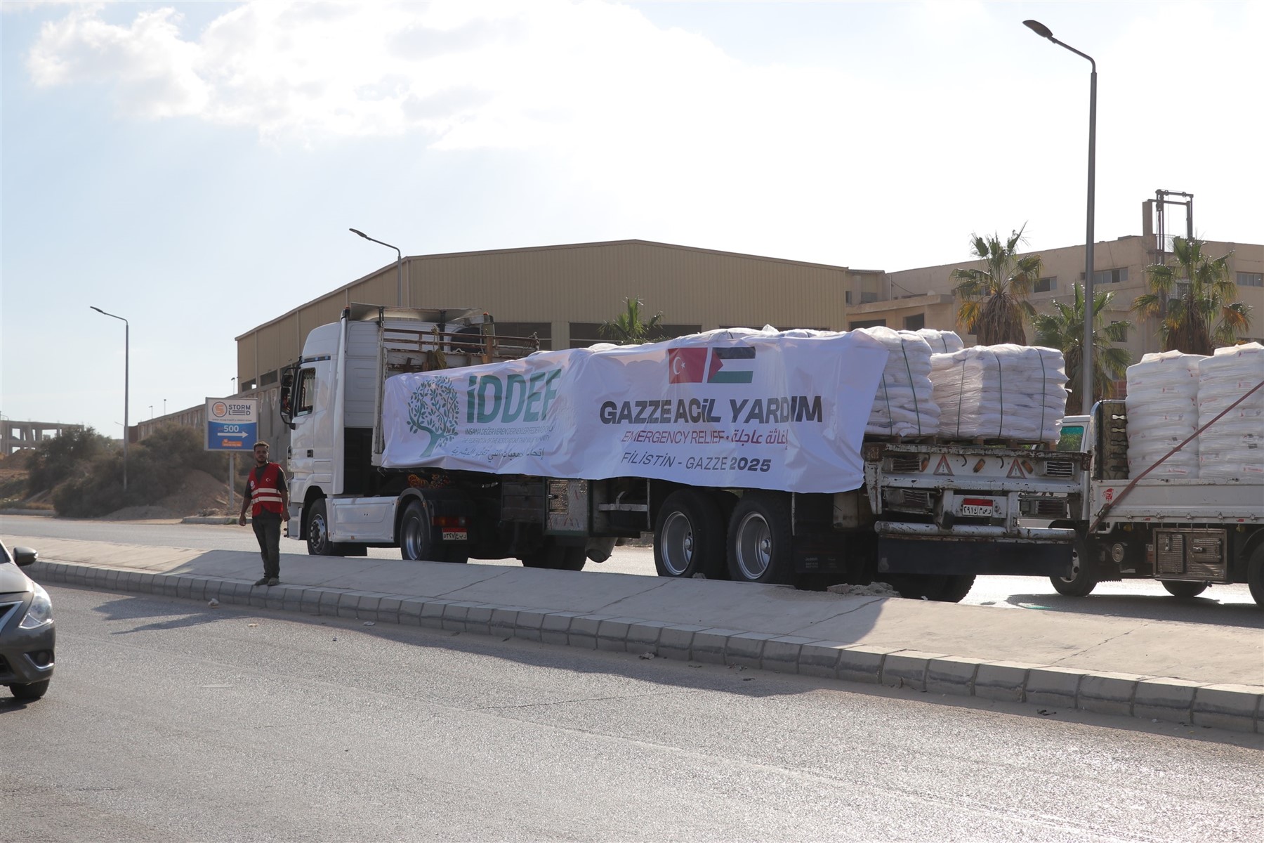 IDDEF's Aid of Food, Hygiene Supplies and Blankets to Gaza (4)