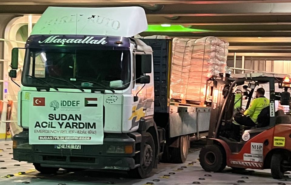 SUDAN İYİLİK GEMİSİ İDDEF (2)