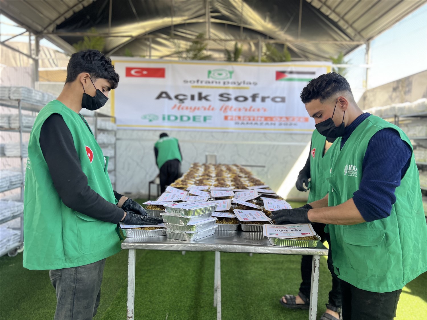 IDDEF provides daily iftar in Gaza throughout Ramadan (9)