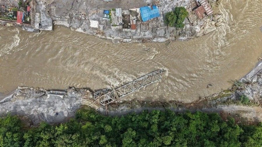 nepal sel felaketi acil yardım iddef